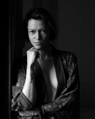 Rahel by the window Rahel by the window / Nude photography by Photographer Roland Mühler ★27 | STRKNG