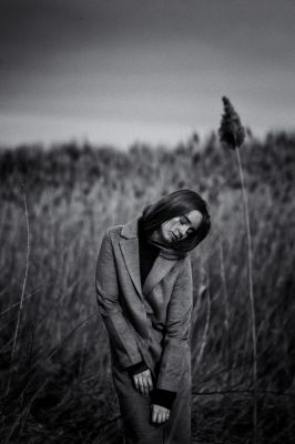 Storm is coming... / Portrait  Fotografie von Fotografin Reni Weber ★29 | STRKNG