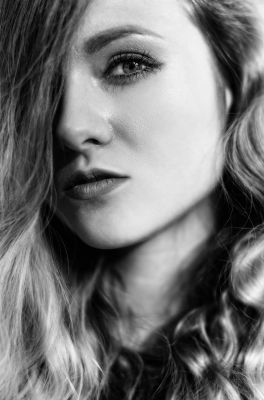 Michelle / People  photography by Photographer Andy Gläsel ★1 | STRKNG
