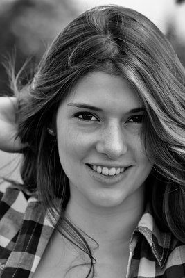 -Rosalie-B&amp;W / Portrait  Fotografie von Fotograf Tim Lee | STRKNG