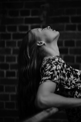 Close your eyes / Portrait  Fotografie von Fotograf Goldpics Fotografie ★1 | STRKNG