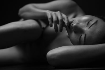 Mattu Photography | Switzerland / Nude  Fotografie von Model Minh-Ly ★19 | STRKNG