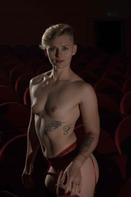 Theater / Nude  Fotografie von Fotograf Tom Clemenz | STRKNG