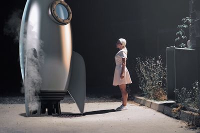 - SUCH A NICE NEW ROCKET. I LOVE IT. ANYBODY HERE TO HELP ME FINDING,THE F#%&amp;ING DOOR?  - / Photomanipulation  Fotografie von Fotografin N | VEA  CREME ★3 | STRKNG