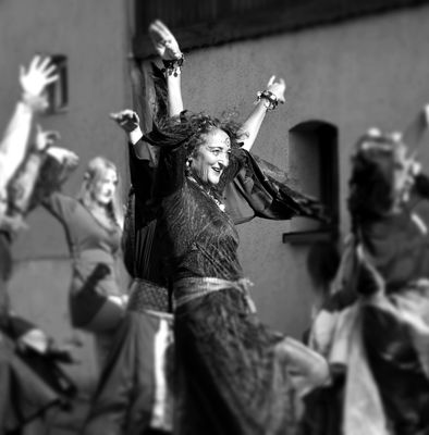 Dancing Queen / Street  photography by Photographer TheBlackCat | STRKNG