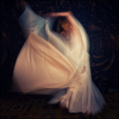 dynamic / Nude  Fotografie von Fotograf Thomas Illhardt ★8 | STRKNG