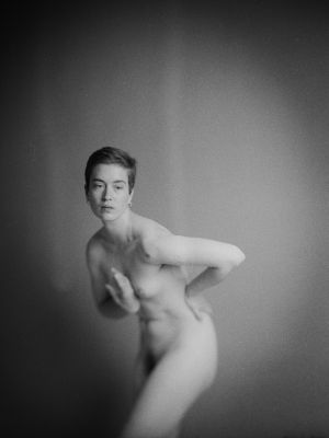 coldhands / Fine Art  photography by Model grethemabon ★69 | STRKNG
