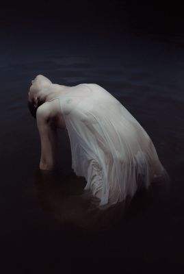 ναϊάς / Fine Art  photography by Model grethemabon ★79 | STRKNG