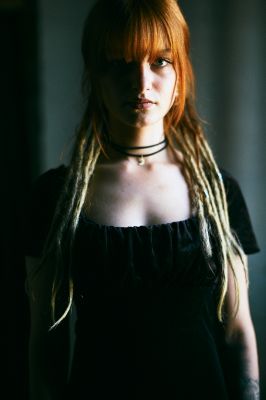 Emma / Portrait  photography by Photographer Martin Klucznik ★2 | STRKNG