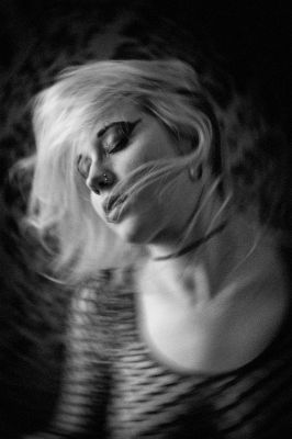 E motion / Conceptual  photography by Photographer lechiam ★13 | STRKNG