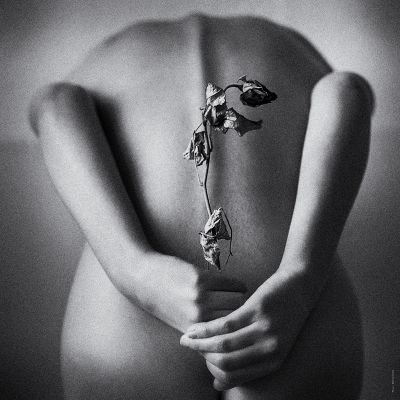 -7829sw- | rue | tanzsaal | 2o18 / Nude  photography by Photographer Willi Schwanke ★41 | STRKNG