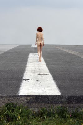 Where is she coming from / Nude  Fotografie von Fotograf Walter Eckardt ★8 | STRKNG
