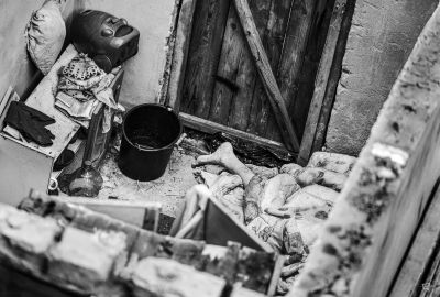 Downstairs from your house / Fotojournalismus  Fotografie von Fotograf anødine ★1 | STRKNG