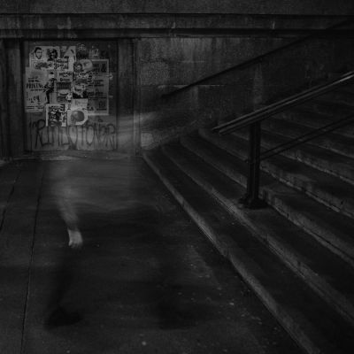 Ghost in the City / Schwarz-weiss  Fotografie von Fotograf Marko Polonio ★3 | STRKNG