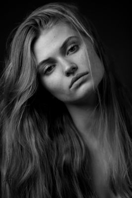 Ace is her real name / Portrait  photography by Photographer Ruben ★1 | STRKNG