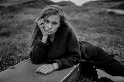 Britt / Portrait  photography by Photographer Dirk Adolphs ★3 | STRKNG