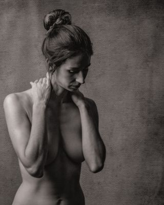 listening / Nude  Fotografie von Fotograf thomas strauss photography ★10 | STRKNG