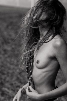 Wild und frei / Nude  Fotografie von Fotograf Tobias Ockert ★1 | STRKNG