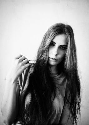 Dignity / Portrait  Fotografie von Fotograf studiobenai | STRKNG