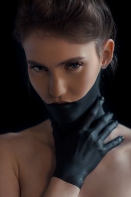 Gaiane / Portrait  photography by Photographer Christophe ★1 | STRKNG