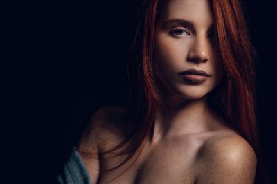 Aude / Portrait  Fotografie von Fotograf Christophe ★1 | STRKNG