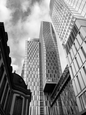 Sky / Architektur  Fotografie von Fotograf Fuketsuna Mahōtsukai | STRKNG