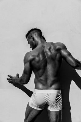 backside / Schwarz-weiss  Fotografie von Fotografin anjuzi Fotografie ★1 | STRKNG