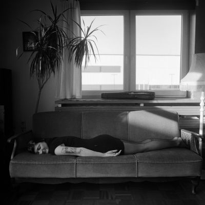 Not alive, yet not dead / Schwarz-weiss  Fotografie von Fotograf Paul Neugebauer ★1 | STRKNG