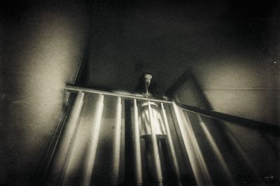 Flur / Schwarz-weiss  Fotografie von Fotograf Planet-M ★4 | STRKNG