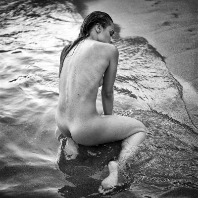 Eliya / Nude  photography by Photographer angelique.boissiere ★43 | STRKNG