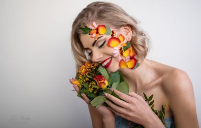 Duft / Portrait  Fotografie von Fotograf AD-Photo | STRKNG