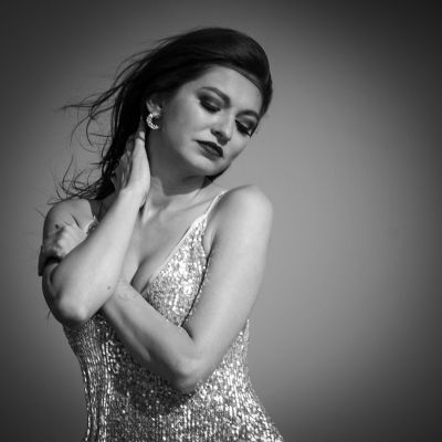 Grace / Portrait  photography by Photographer photogglenn | STRKNG