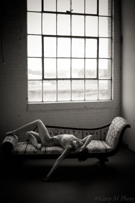 Fainting - Mel618 / Nude  Fotografie von Fotograf GaryMPhoto ★4 | STRKNG