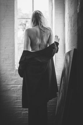 Das Fenster / Fine Art  photography by Model Unfassbar_lieb2.0 ★7 | STRKNG