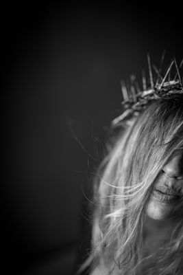 Queen / Fine Art  photography by Model Unfassbar_lieb2.0 ★7 | STRKNG