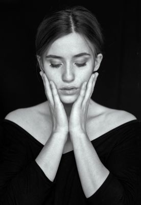 Fenja / Portrait  Fotografie von Fotograf Dirk Rohra ★24 | STRKNG