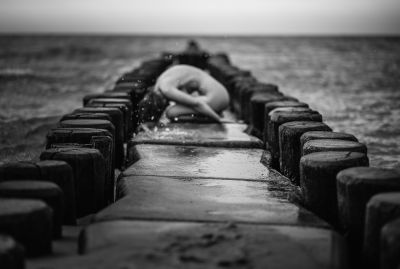 Breaking the waves / Nude  photography by Photographer Susann Handke ★6 | STRKNG