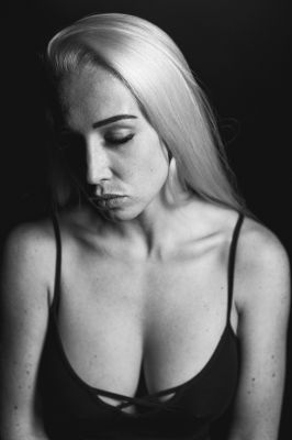 Portrait  photography by Photographer Steffen Abel | STRKNG