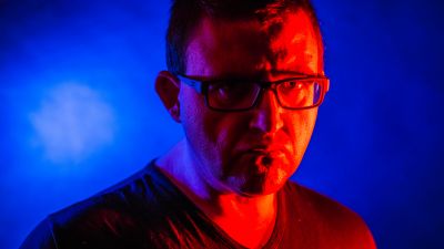 Quarantine boreout - Selfie / Portrait  Fotografie von Fotograf Roy Focke | STRKNG