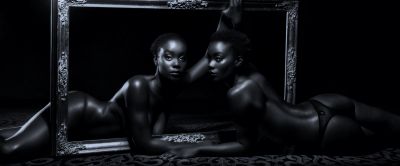 Sisters / Fine Art  Fotografie von Fotograf Urs Gerber ★3 | STRKNG