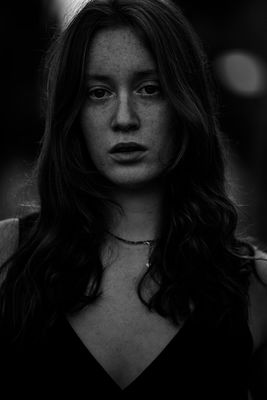 Camille / Portrait  Fotografie von Fotograf wohlertfotografie ★6 | STRKNG