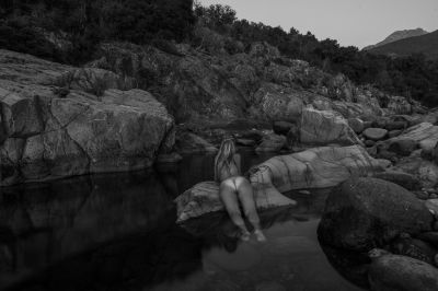 30 sek / Nude  Fotografie von Fotograf Dietmar Walther ★2 | STRKNG