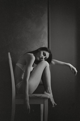 untitled / Portrait  photography by Photographer melloncollie | STRKNG