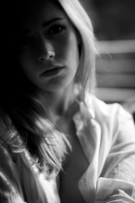 Anna / People  photography by Photographer Jürgen Kremer ★3 | STRKNG