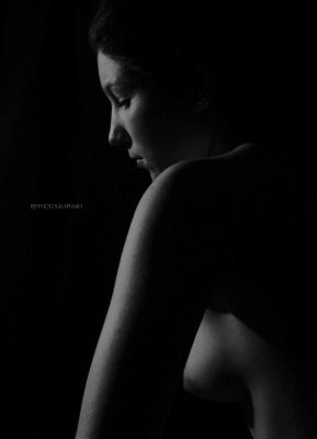 - Lightline - / Nude  Fotografie von Fotograf Peter Pape ★8 | STRKNG