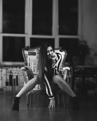 Ashley / Black and White  photography by Photographer Volkan Sorkun | STRKNG
