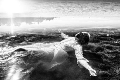 float / Portrait  photography by Model NERAM06 ★9 | STRKNG