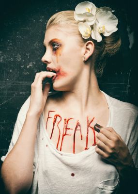 Freak / Portrait  Fotografie von Fotograf Der Niederauer ★3 | STRKNG