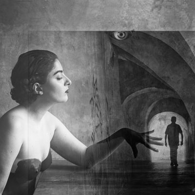 Die Verführung / Conceptual  photography by Photographer Claudy B. ★52 | STRKNG