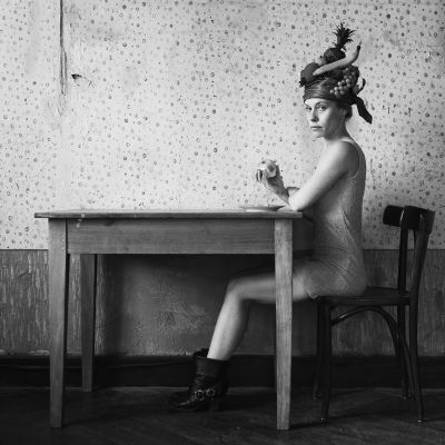 Der Obstteller / Conceptual  photography by Photographer Claudy B. ★44 | STRKNG